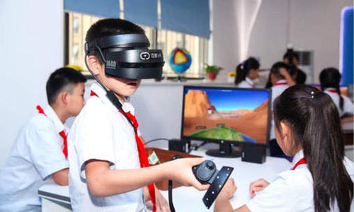 VR教學、遠程醫療、智慧溫室大棚……科技正在改變生活