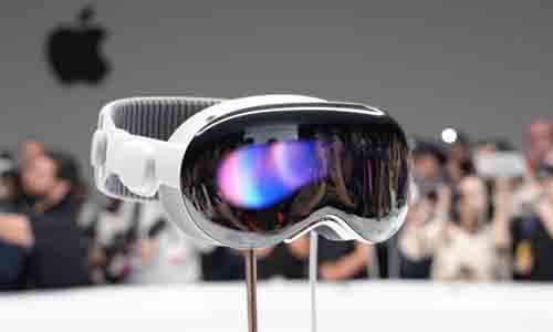Apple Vision Pro可無線接入Mac電腦，為Mac提供虛擬4K顯示屏