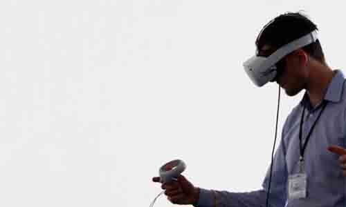 三菱電機與Extend Robotics合作，推出工業VR遠程機器人操控方案